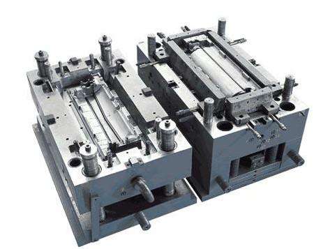 注塑模具動(dòng)、定模采用鑲塊形式