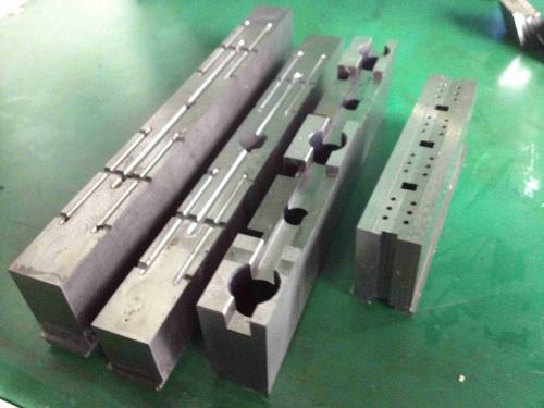 塑膠模具加工模具配件的分類有哪些呢？